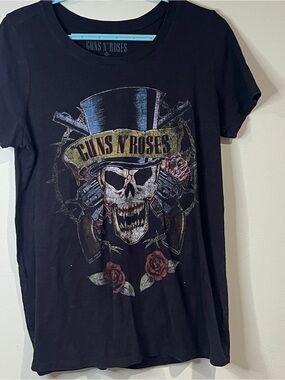 Women’s Black Graphic Short Sleeve Tee